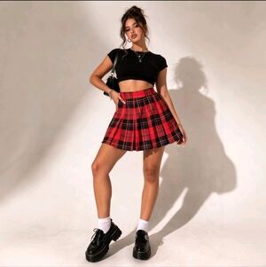 Vintage 80s Red Plaid Pleated Skirt Sz 11 Tartan Mini School Girl Punk Goth